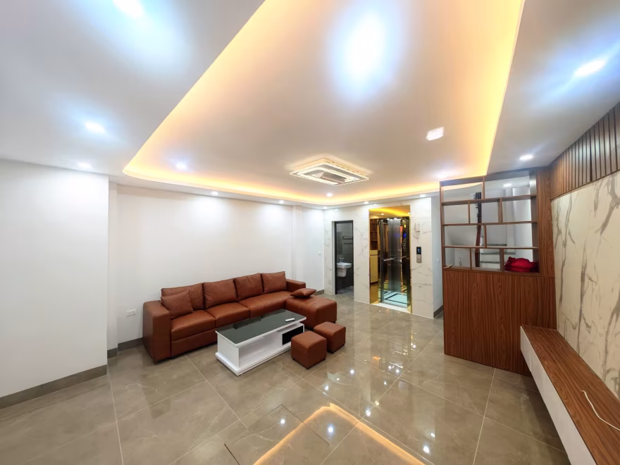 Bán nhà ngõ 79 Cầu Giấy, 7 tầng thang máy, giá rẻ
