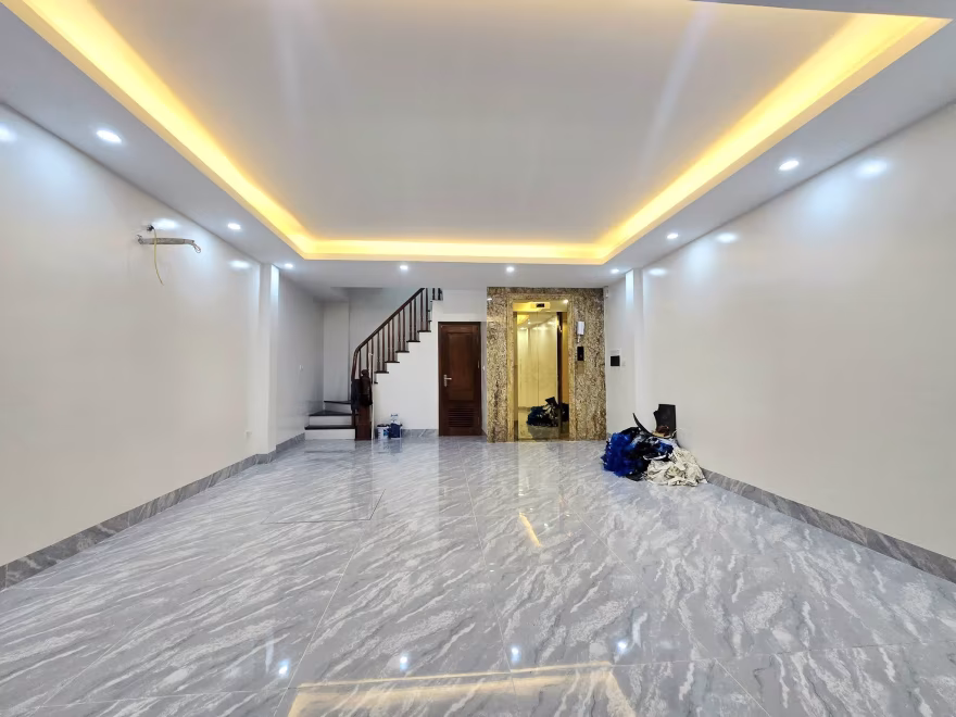 Bán nhà Chùa Hà, Cầu giấy, ngõ 32, ô tô lùi cửa, 6 tầng thang máy