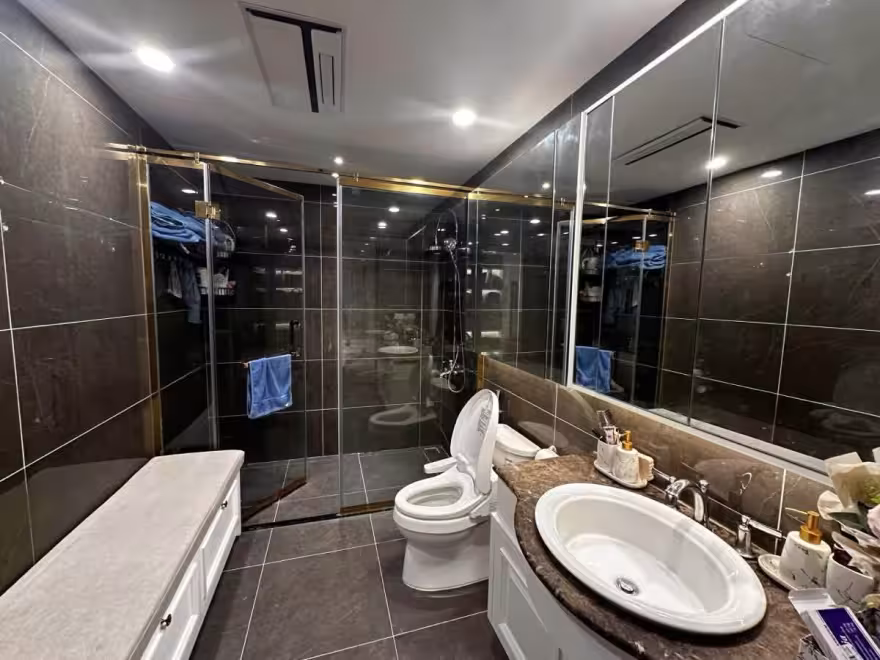 Khu vực nhàvệ sinh